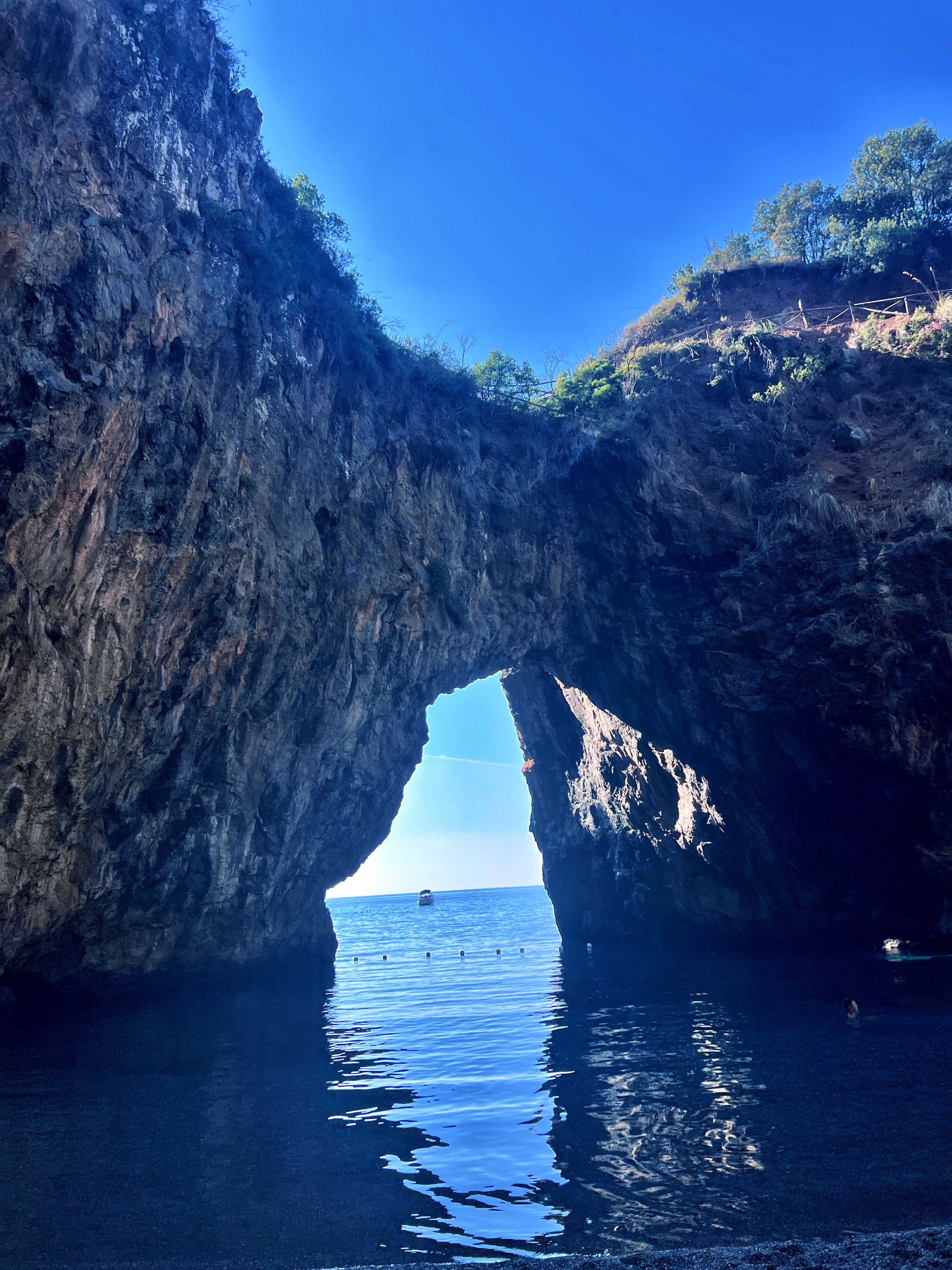 Arcomagno — l'arco naturale di San Nicola Arcella visto dal mare, Calabria